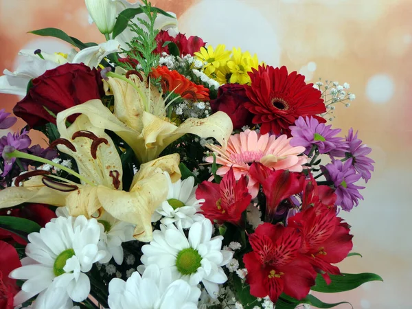 Bouquet Flowers Glass Vase Background Flashes —  Fotos de Stock