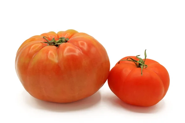 Whole Pink Tomato Next Salad Tomato Isolated White Background — Stockfoto