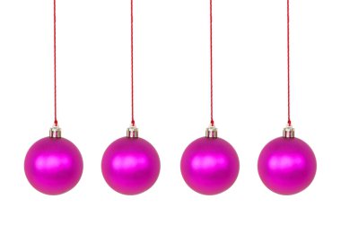 Beyaz arka planda izole edilmiş Noel süsleri. 