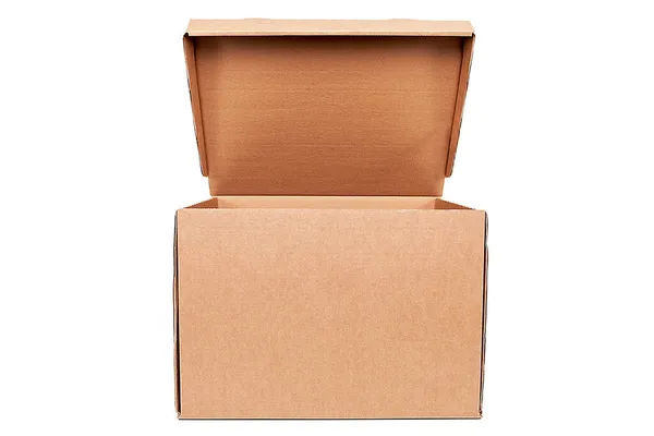 Beyaz Arka Planda Karton Kutular Emlak Kavramı — Stok fotoğraf