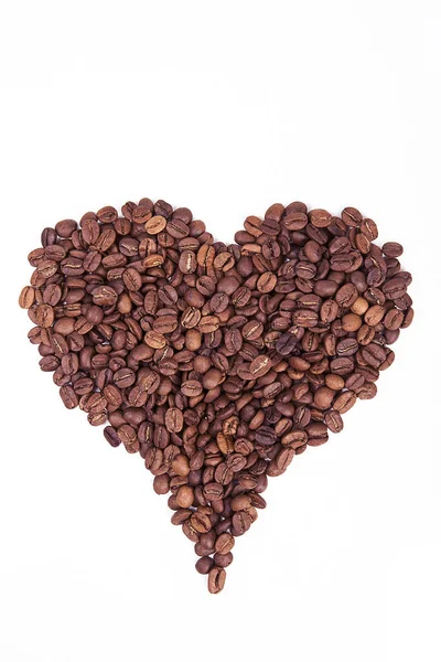 Sült Kávébab Fehér Háttérrel Szív Alakú Kávébab — Stock Fotó