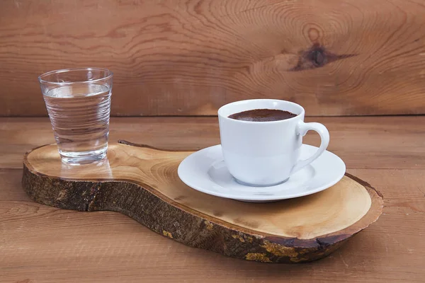 Una Tazza Caffè Caldo Uno Sfondo Tavolo Legno Caffè Turco — Foto Stock