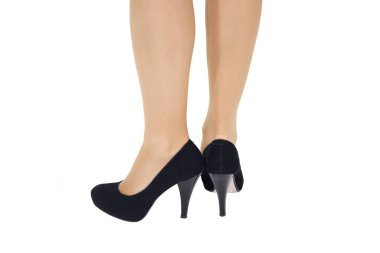 Bir çift deri kadın ayakkabısı..