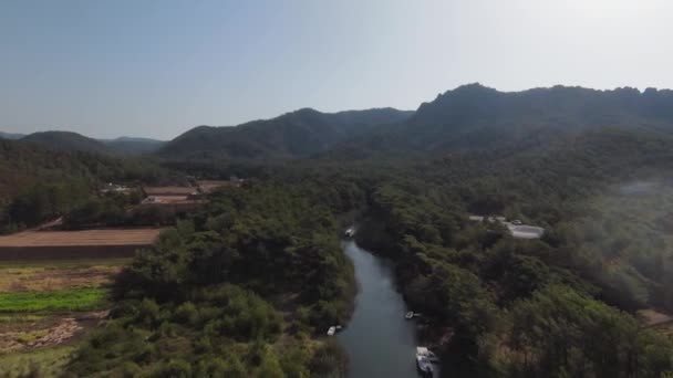 Rio Paisagem Florestal Cercada Por Árvores Passeio Barco Turquia Marmaris — Vídeo de Stock