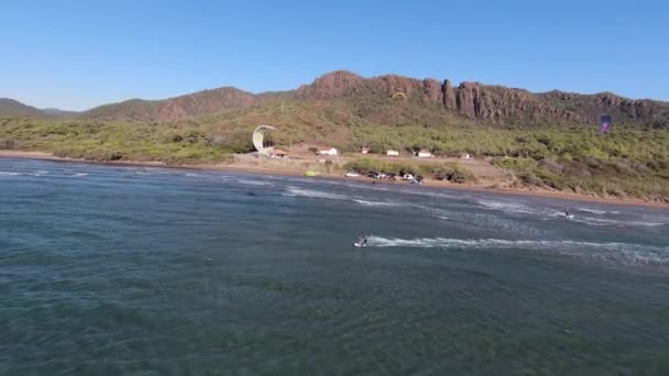 Sportovní Kitesurfing Dovolené Krocan Marmaris Brtbet Bay Venkovní Sportovní Rekreační — Stock video