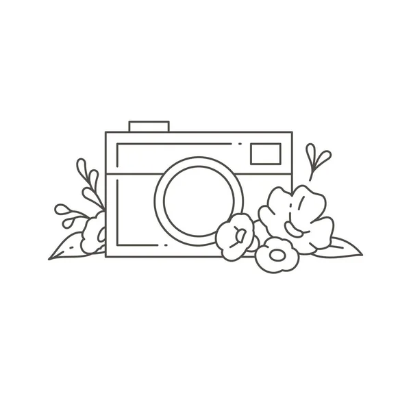 Monochrome elegant feminine photo camera natural plants flowers for shooting blog or picture — Image vectorielle