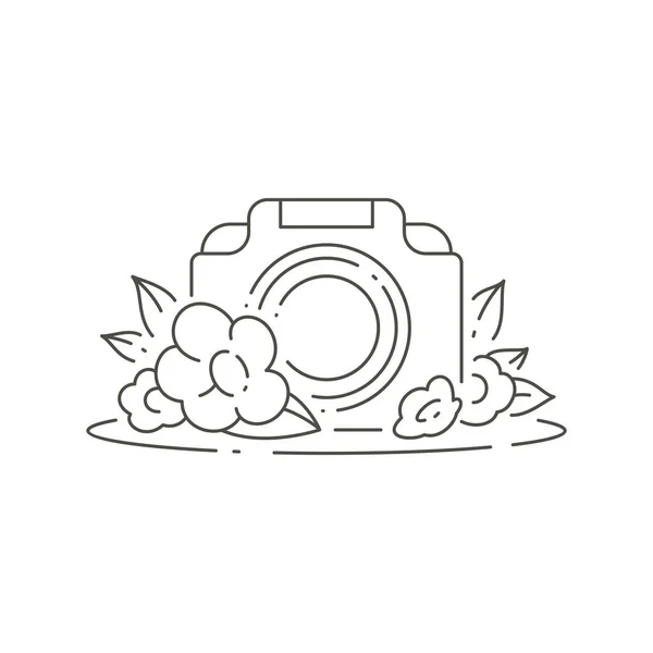 Linear simple logo photo video camera electronic device decorated natural blossom botanical flower — Image vectorielle