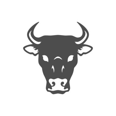Kızgın boynuzlu boğa başlı tek renkli klasik siyah siluet vektör çizimi. Saldırgan güçlü bufalo tarım çiftliği pazarı kasaplık, minimalist memeli organik et ürünü.