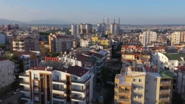 Apartman binalarıyla Avrupa 'nın panoramik manzarası.