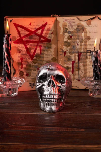 Satanic antichrist ritual composition with skull and pentagram. — Stock Photo, Image