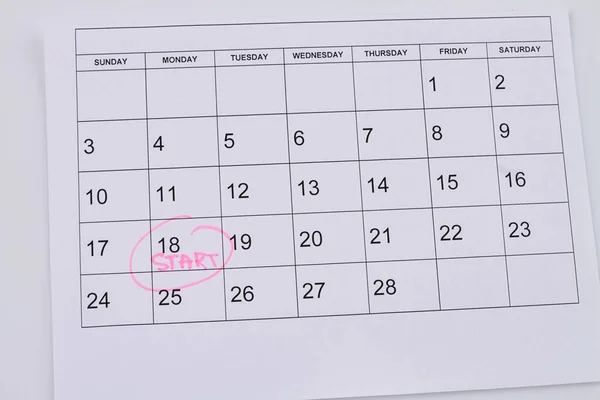 Calendario Con Giorno Segnato Con Inizio Parola Scritta Mano Vista — Foto Stock