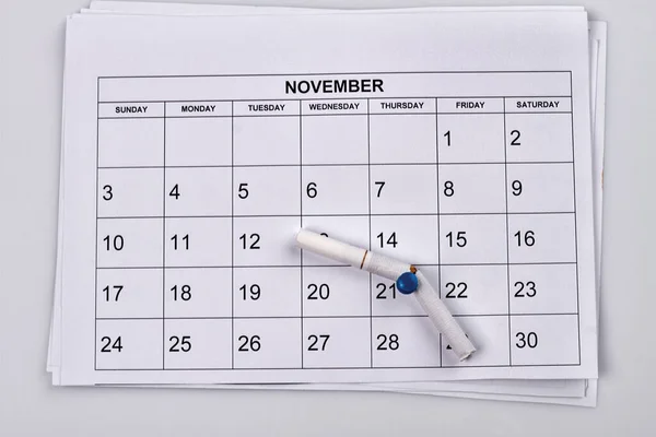 Smoking Day November White Month Calendar Broken Cigarette Push Pin — Stock Photo, Image