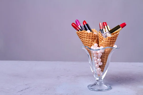 Ice Cream Cones Lipsticks Pearls White Background Copy Space — Stock Photo, Image