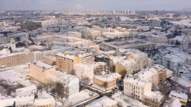 Zimowa Sceneria Domy Dachu Pokryty Śniegiem Widok Powietrza Mieszkalne Miasteczko — Wideo stockowe