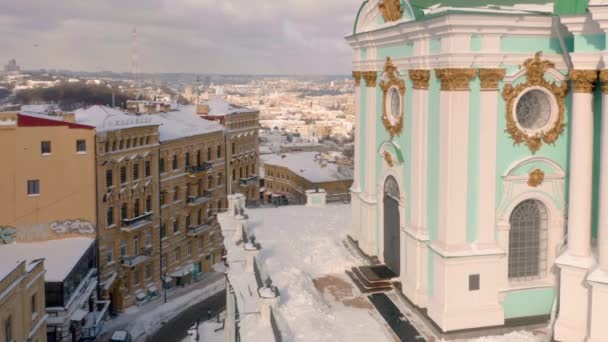 Szent András Templom Kijevben Cityscape Kilátás Hóval Borított Tető — Stock videók
