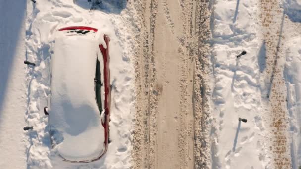2021 Kiev Ukraina Bilar Står Vintern Parkeringsplats Täckt Med Snö — Stockvideo