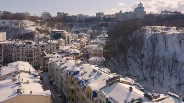 Повітряний Безпілотний Вид Дахи Вкриті Снігом Вид Місто — стокове відео
