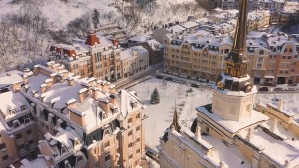 Вигляд Згори Дахи Вкриті Снігом Зимовий Міський Порт — стокове відео