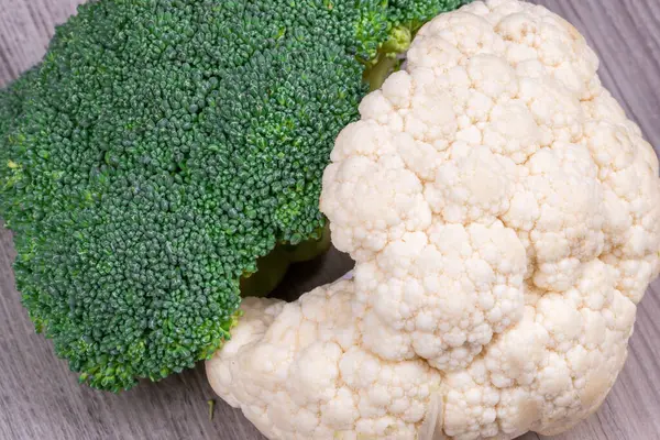 Macro Photography Close Shot Green Broccoli White Calliflower Grey Surface — Stock Photo, Image