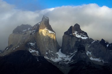 Cuernos del paine en Parque Nacional Torres del Paine Şili