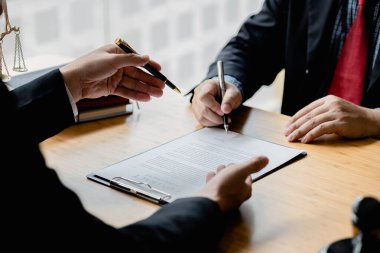 Lawyer concepts to testify to clients and to provide counseling in cases, to provide legal relief, to maintain law and fairness, to proceed with transparency, to attorneys to defend cases in court.