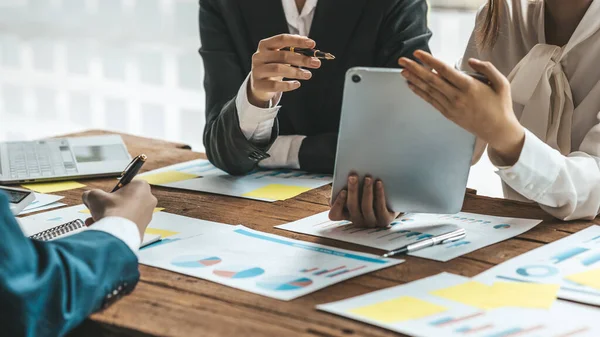 Desk Company Conference Room Has Group Business People Attending Supporting — Foto Stock