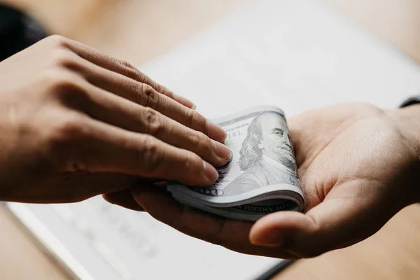 Two People Doing Corrupt Behavior Mutual Business Partners Signing Contracts — Stockfoto