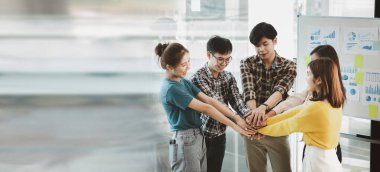 Girişim yönetim ekibinin koordinasyonu, iş adamları ortak girişim şirketleri kuruyor, bunlar genç girişimciler, şirket kuruyorlar. Birlikte şirketin kar etmesini sağlayacak bir plan yapacağız..