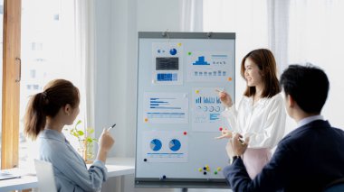 People are presenting in conference rooms, startup company marketing team meetings, brainstorming meetings, implementation planning, management by new generations. The idea opening a startup company.