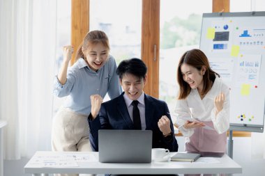 Startup marketing team meetings, relaxed and happy meetings, brainstorming sessions for implementation planning, management by new generations. The idea of opening a startup company.