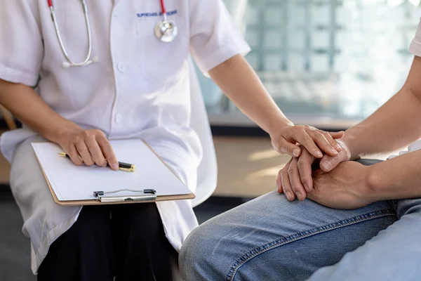 Doctor Shook Hands Encourage Patient Informing Results Examination Informing Patients —  Fotos de Stock