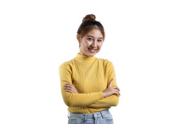 Güzel bir Asyalı kadının portresi, izole edilmiş arka planda el kol hareketi, reklam ve tabela için kullanılan portre, beyaz arkaplan üzerinde izole edilmiş, kopyalama alanı.