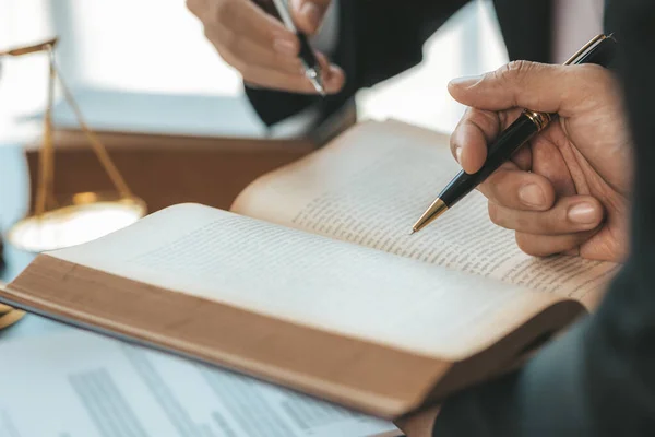 Two Lawyers Reading Large Book Law Jointly Draft Prosecution Contract — Stock Photo, Image