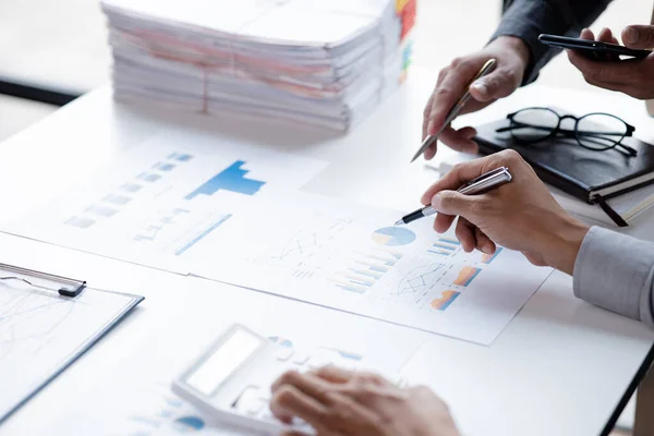 Due Uomini Affari Hanno Indicato Materiale Riunione Lavorando Insieme Pianificare — Foto Stock