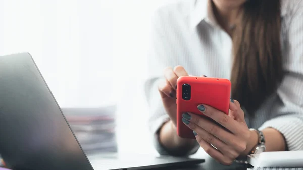 Young Businesswoman Looking Financial Information Mobile Phone She Checking Company — Photo