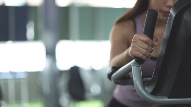 Азиатские Женщины Делают Упражнения Фитнесе Упражнения Укрепления Мышц Силы Теряют — стоковое видео