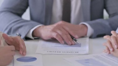 İş Adamları Raporları Tartışıyor 