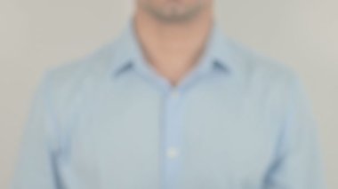 Kayıp, Şeffaf Ekranda Yazılıyor