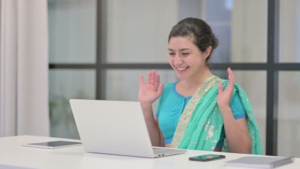 Indian Woman Talking on Video Call on Laptop in Office — Αρχείο Βίντεο