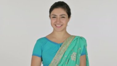 Kızılderili Kadın Tamam İşareti Gösteriyor Parmak, Beyaz Arkaplan