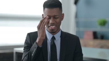 Afrikalı iş adamının baş ağrısı olan portresi