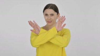 Beyaz Arkaplanda Çapraz Kollu İspanyol Kadını Reddediyor