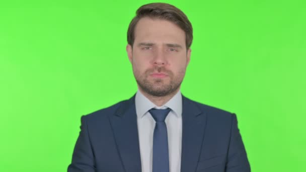 Angry Young Adult Businessman Arguing Green Background — Stock video