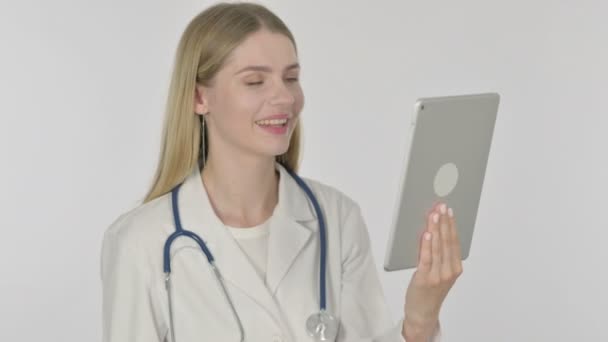 Video Call Tablet Young Female Doctor White Background — Vídeo de stock