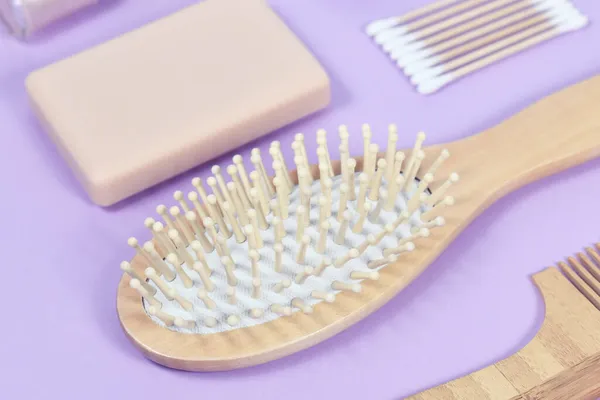 Wooden Eco Friendly Hair Brush Violet Background — Stock Photo, Image
