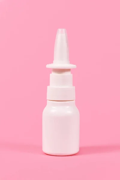 Біла Пляшка Розпилення Носа Рожевому Фоні — стокове фото