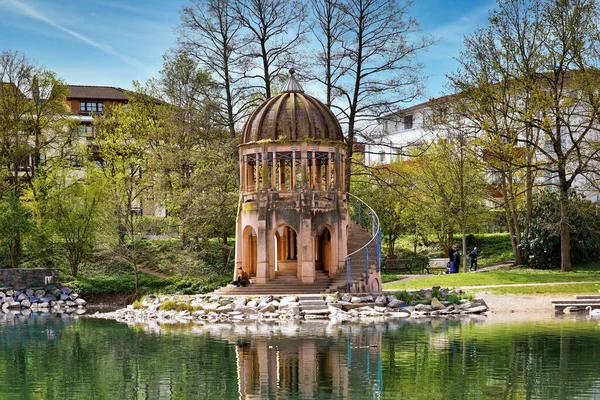 Freiburg Duitsland April 2022 Kleine Toren Genaamd Tempelchen Aan Het — Stockfoto