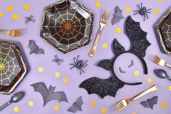 Halloween Party Flat Lay Spider Web Plates Costume Bat Headband — 图库照片