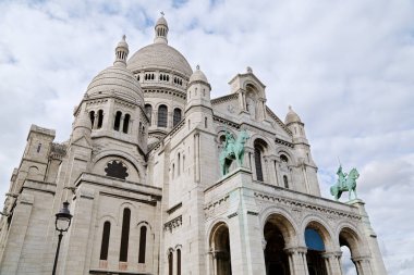 Basilique du Sacré Coeur Katedrali Paris, Fransa Montmartre tepe üzerinde