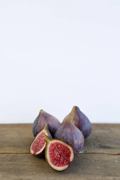 Few Figs Old Wooden Table Copy Space — Stock Photo, Image